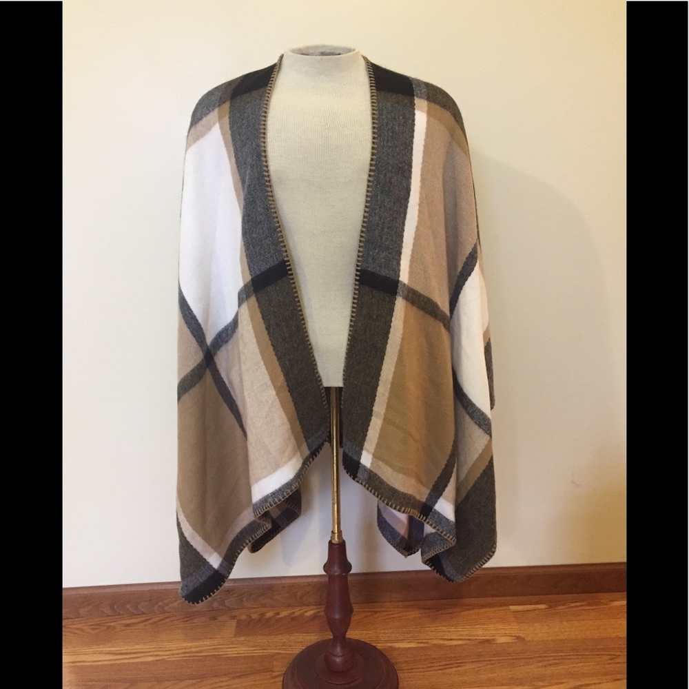 Steve Madden Cape